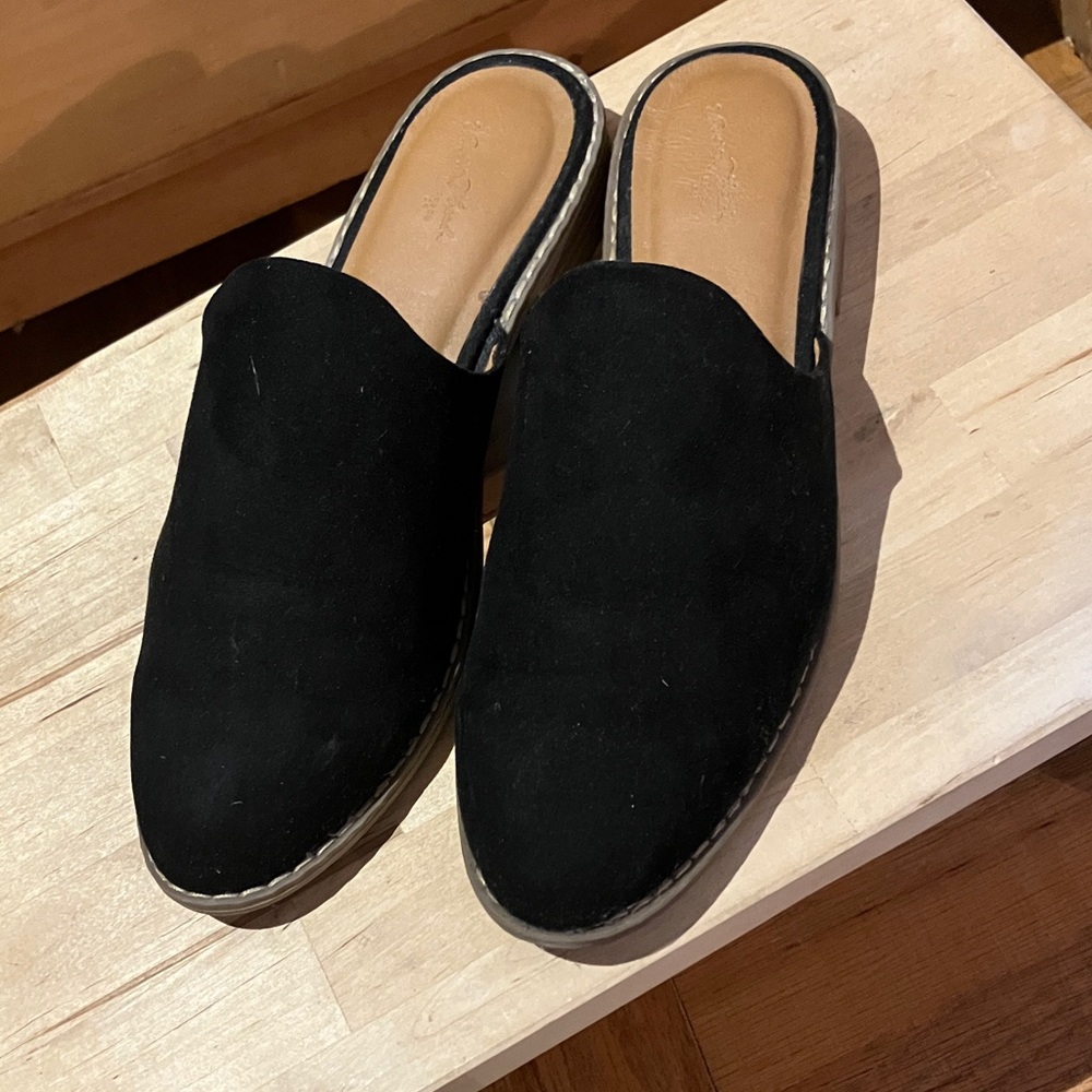 Maura Mules, Universal Thread, Black, 7 - image 2